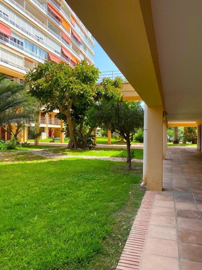 Апартаменты Acogedor Estudio A 2 Min De La Playa Торремолинос Экстерьер фото